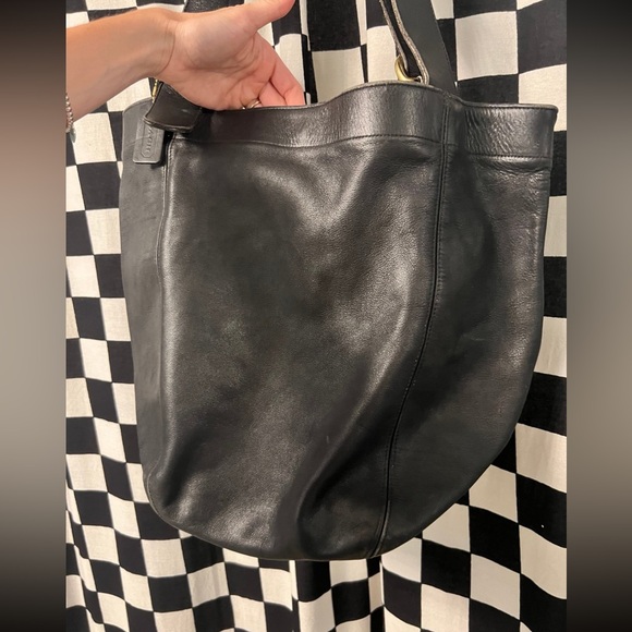 Vintage Coach Leather Tote - Picture 11 of 11